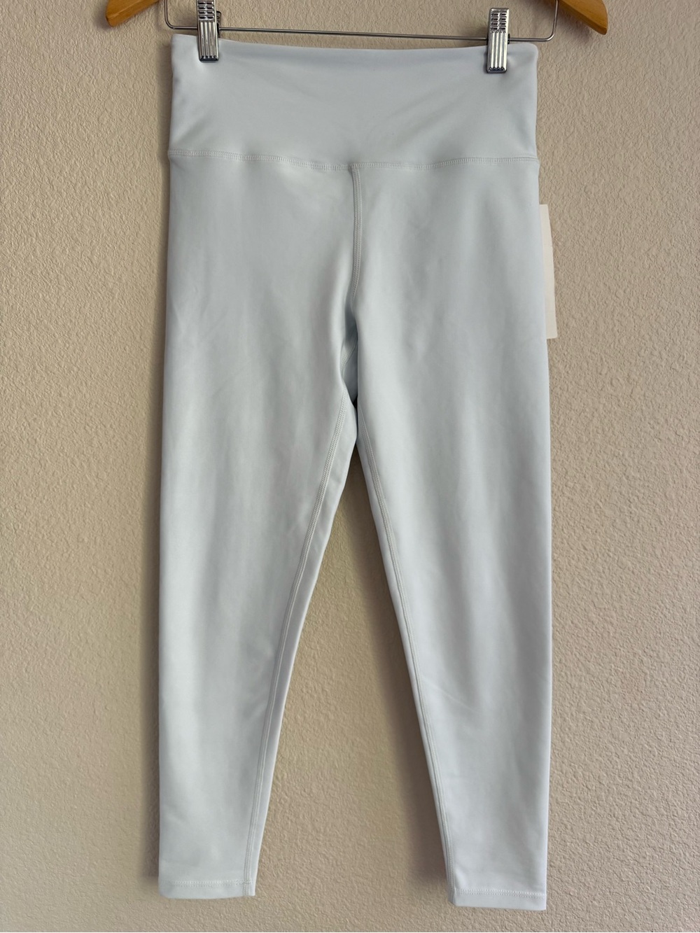AQUA Athletics High Rise Leggings in Mist, Size Small - Bloomingdale's Exclusive